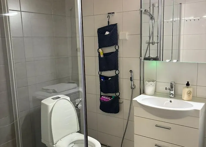 Modern Nearby Airport 2 Appartamento Vantaa